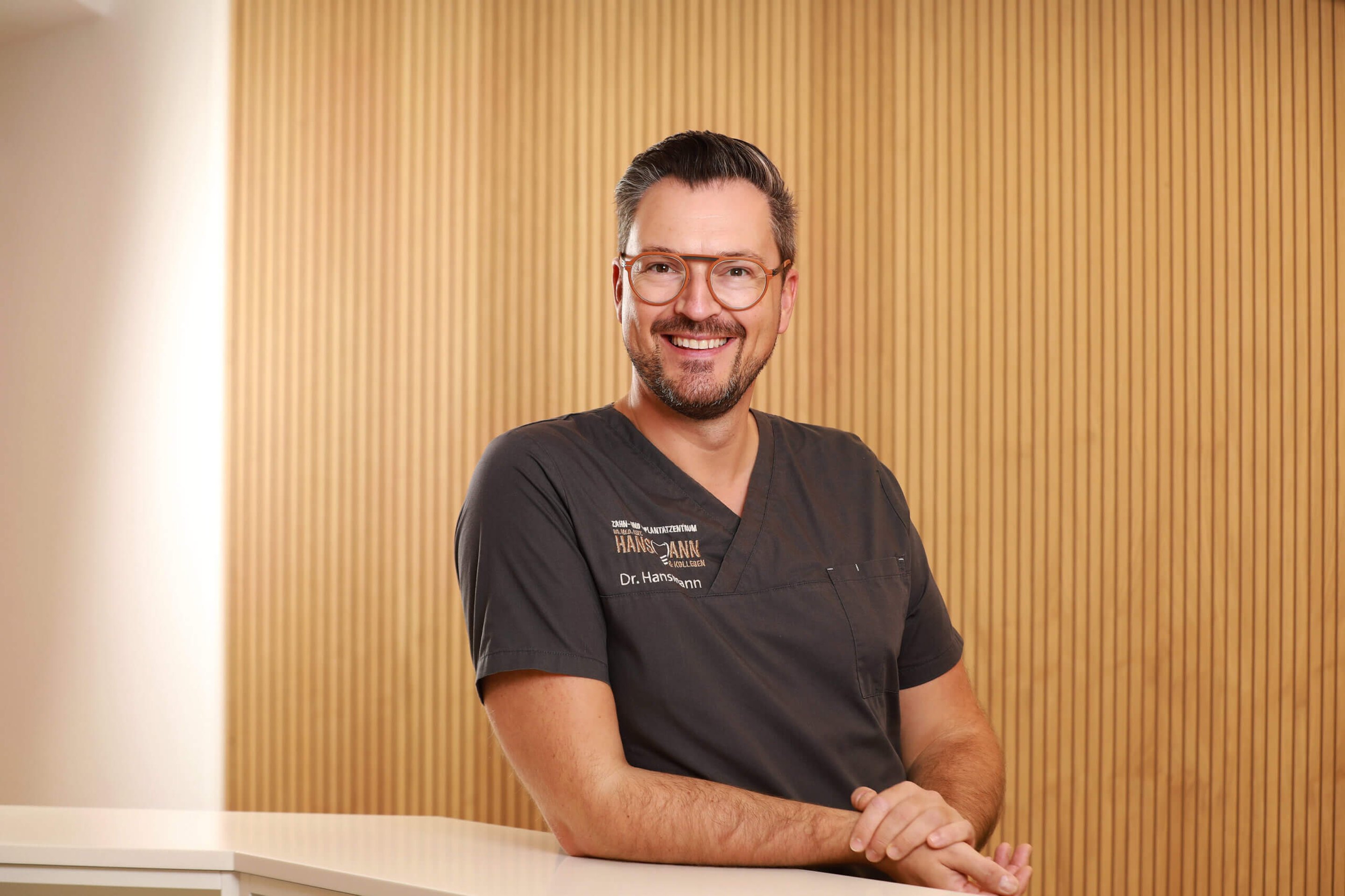 Dr. med. dent. Michael Hansmann